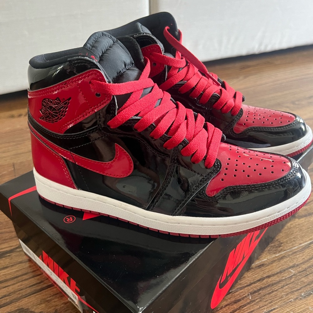 air jordan 1 retro high of bred patent - size 7.5